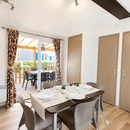 Campingplatz Mobil Le Zephyr 4 Etoiles Homair La Presquile Du Barcares Piscine Bord De A 3 Kms Le Barcarès